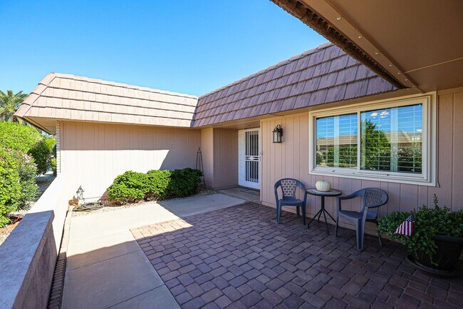 Building Photo - 16209 N Desert Holly Dr