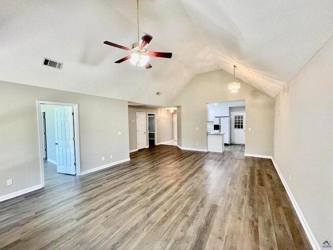 Photo - 213 Bayside Dr