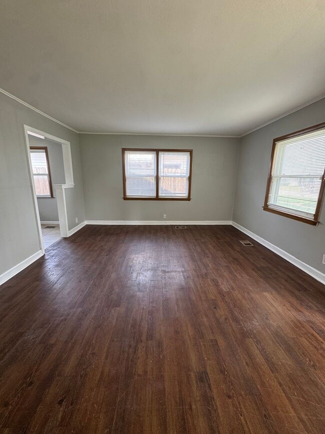 Photo - Two bedroom Ranch Style home in Lansing, I...