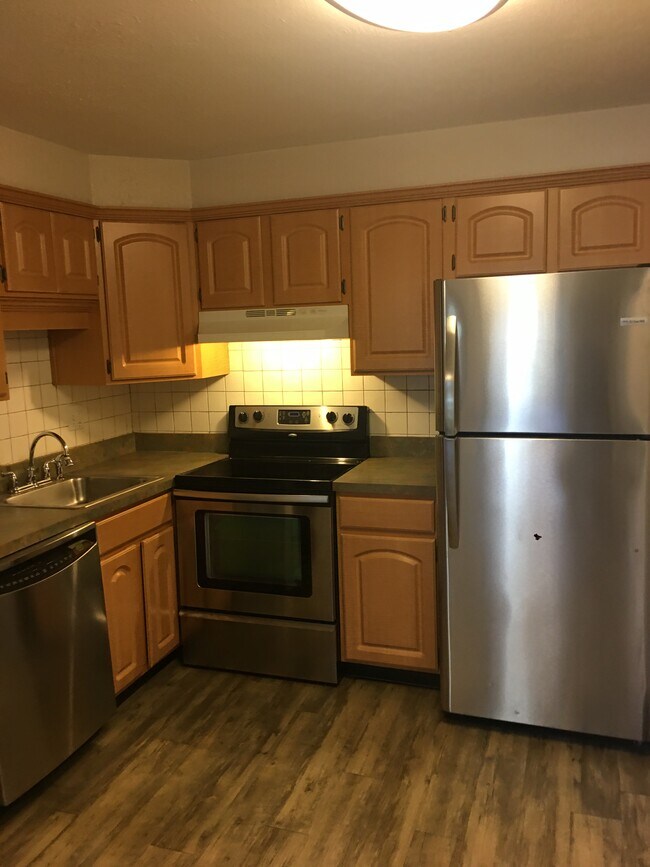 Photo - Larimar Apartments