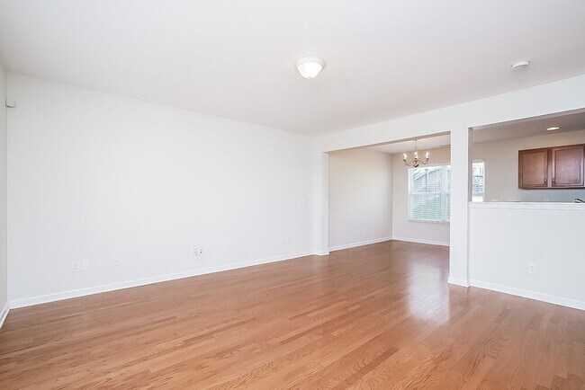 Photo - 3102 Kingston Ct