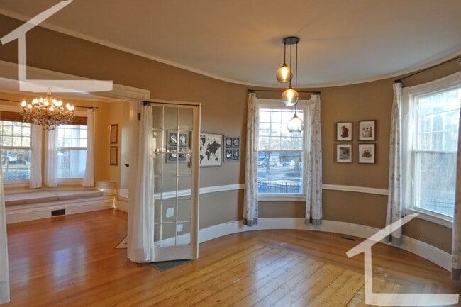 Photo - Lovely, De-leaded 3-bed, 2-bath Newton Apartment