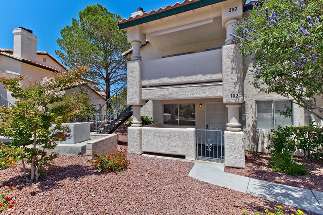 Photo - 1ST FLOOR CONDO CLOSE TO SUMMERLIN