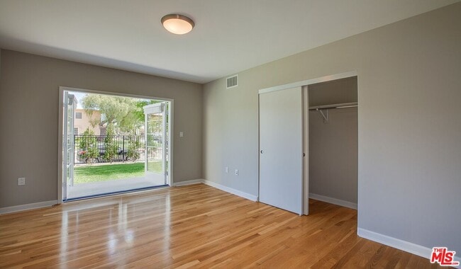 Photo - 1012 Frederick St Unit 3