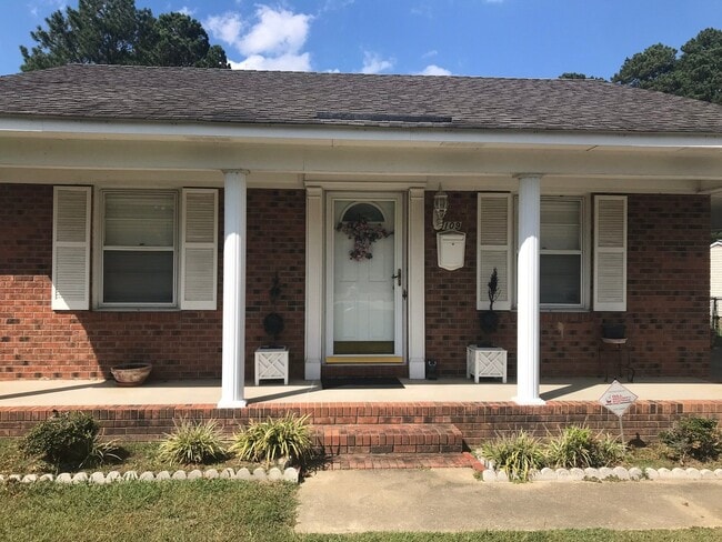 Photo - 109 Jackson Rd