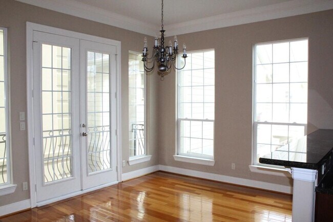 Photo - 1324 Birdsall St