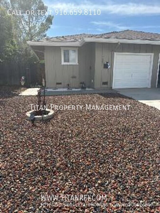 Photo - 7225 Camel Rock Way