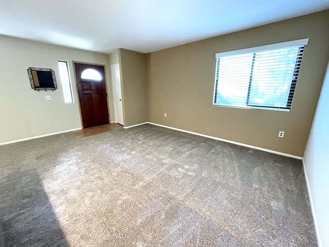 Photo - ***Move in Special*** Lovely Condo Available in Vista!