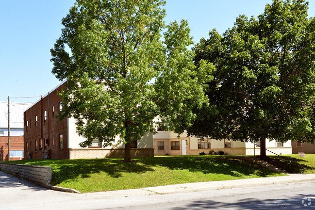 Photo - 2951 N Capitol Ave