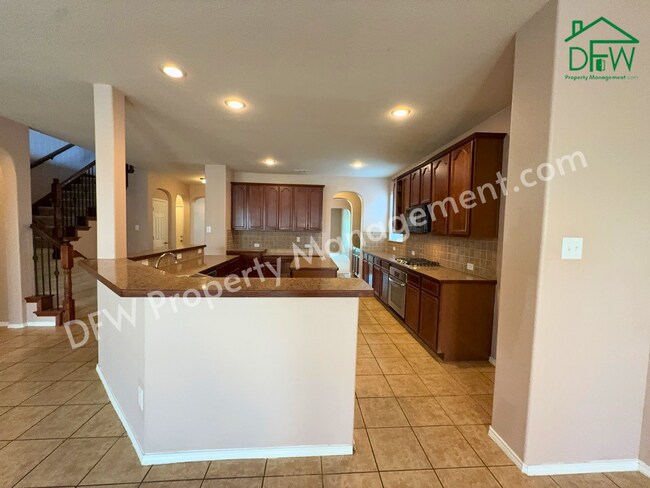 Photo - Elegant and Spacious 5-Bedroom Home for Lease in Fort Worth