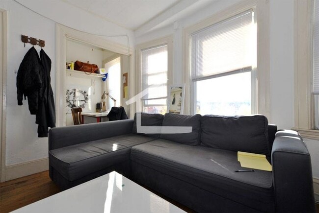 Photo - 2BR 1Bth unit. Heat/Hot Water included. Great location!