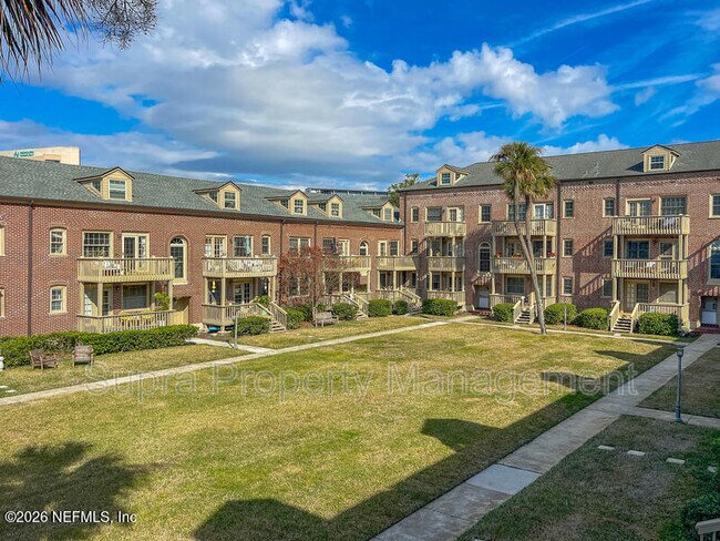 Photo - 1550 Palm Ave Unit 1550