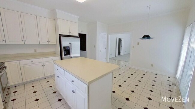 Photo - 2400 Tweedmore Ct
