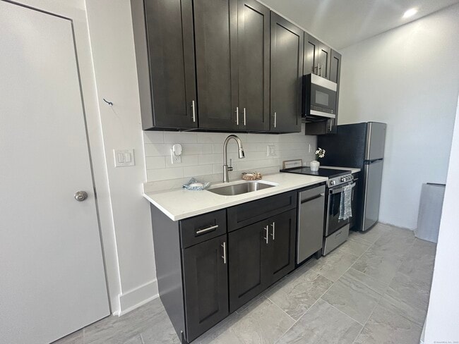 Photo - 207 Bank St Unidad 202