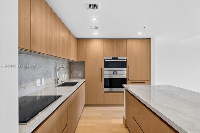 1176 97th St Unit 206