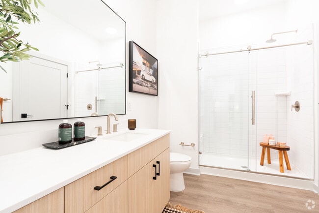 1BD, 1BA-691 SF