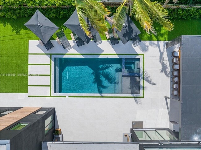 Photo - 1960 NE 197th Terrace