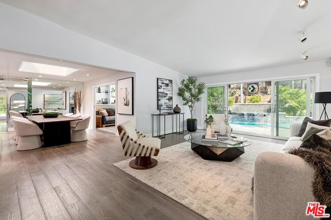 Photo - 1514 San Ysidro Dr