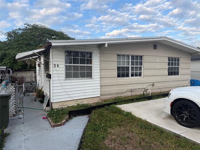 Photo - 34 SW 5th St Unidad 2