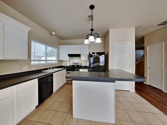 26893 Kings Park Hollow Dr
