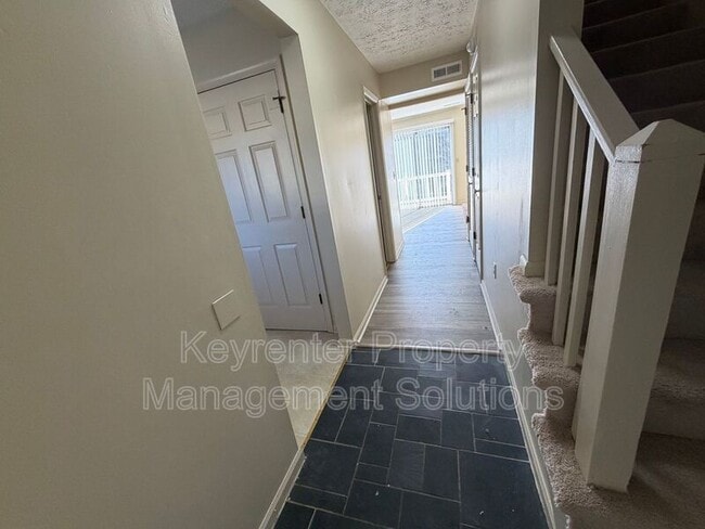 Photo - 700 Rife Rd Unit 9J