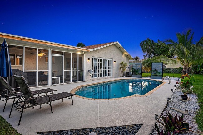 Photo - 3931 Flag Dr