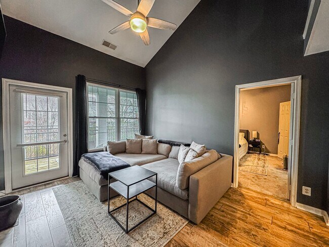 Photo - Stylish 3 Bed 3 Bath Condo With Large Balcony in Desired Riverbend at Cascades - Water Included