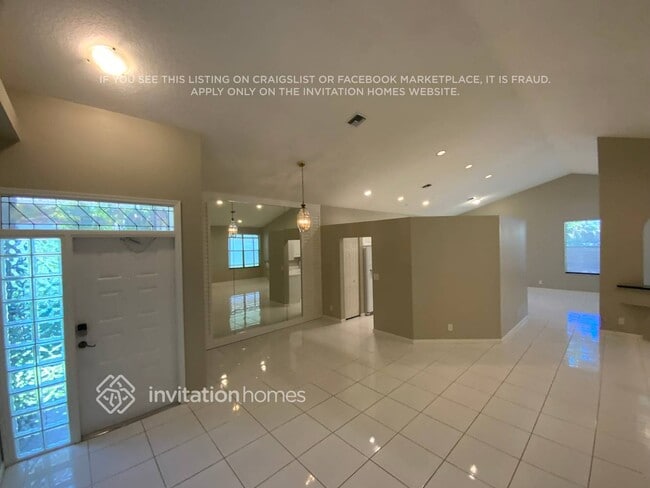 Photo - 10213 Lexington Lakes Blvd N