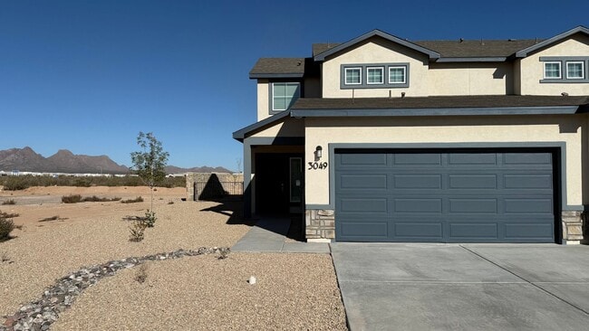 Building Photo - Light and airy 3-bed, 3-bath townhome in one of the area’s most highly desired Red Hawk area.