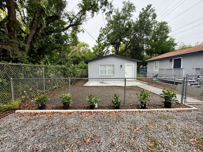 Building Photo - 8316 N 10th St