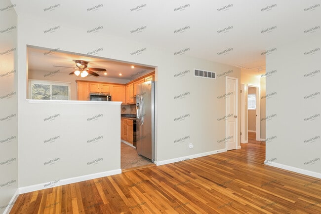 Photo - 1145 Boone St