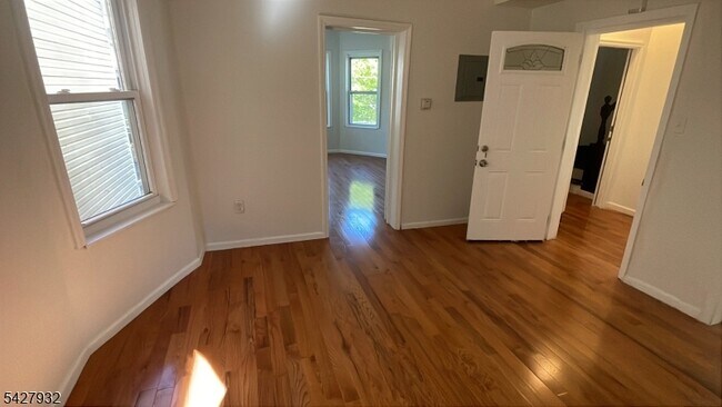 Photo - 120 S 7th St Unit 2