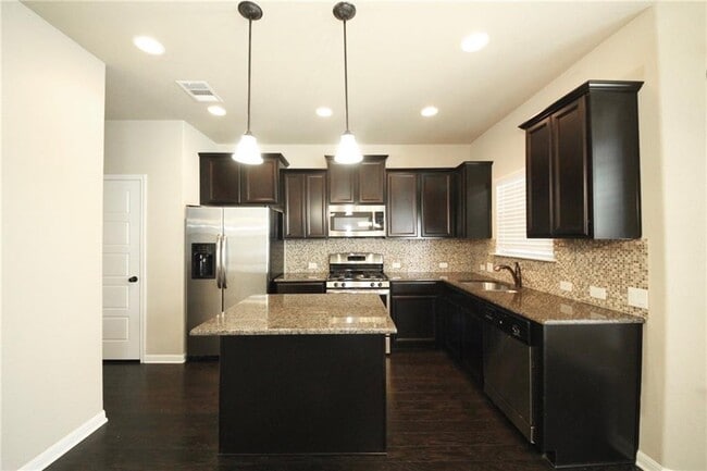 Photo - 10905 Minter Ct
