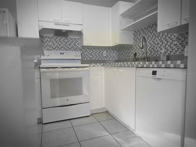 Photo - 10122 Winsford Oak Blvd Unit 406