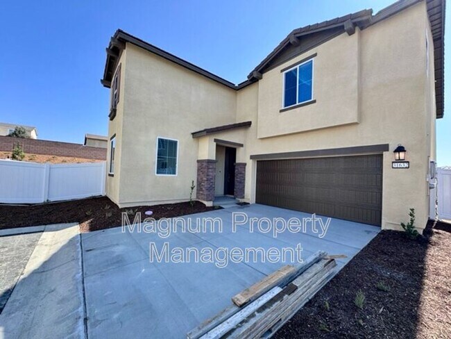 Building Photo - 31632 Cobalite Dr Rental