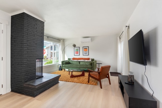 Photo - 5134 NE 22nd Ave Unit 5134 NE 22nd