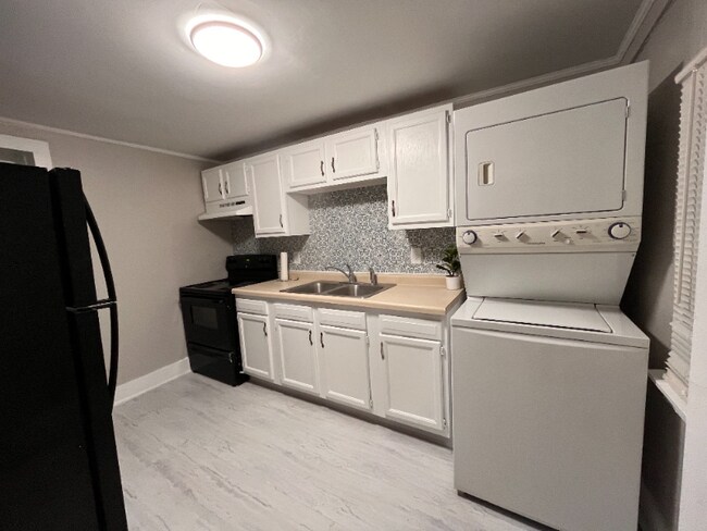 Photo - 124 S 6th St Unidad 2