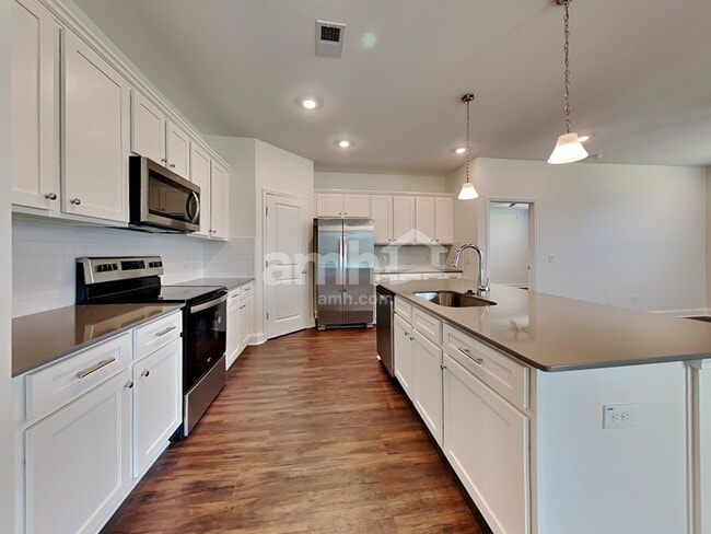 Photo - 534 Plumeria Ln