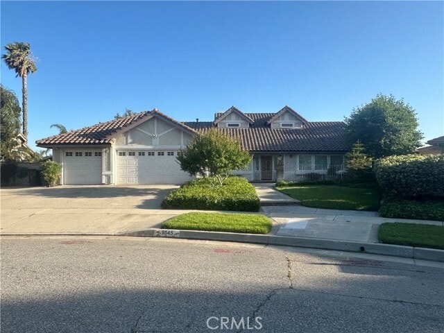 Photo - 9545 Alta Loma Dr House