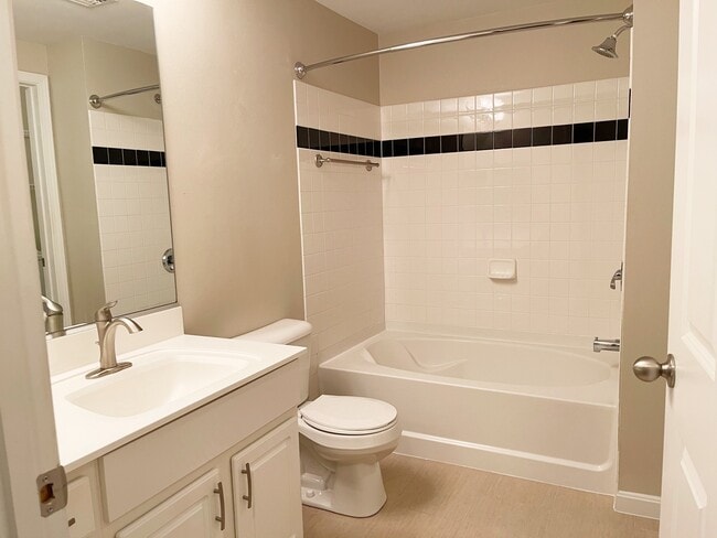 Photo - 903 Providence Place Unit 344