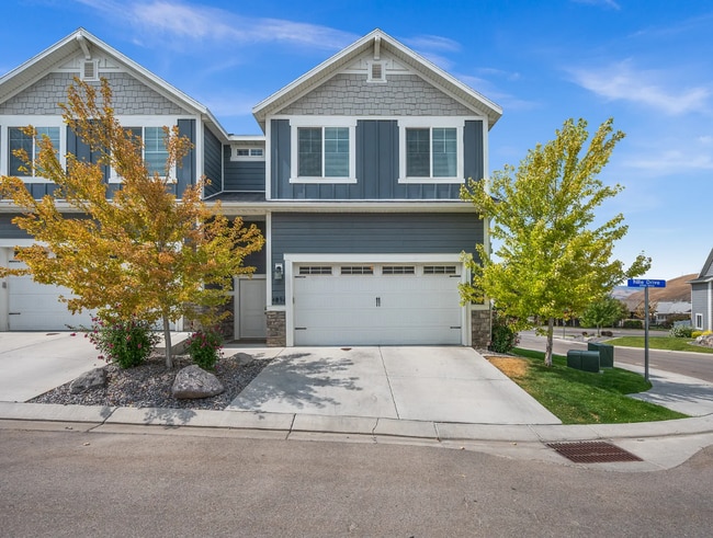 Photo - 3 Bedroom/2.5 Bathroom Townhouse in Lehi
