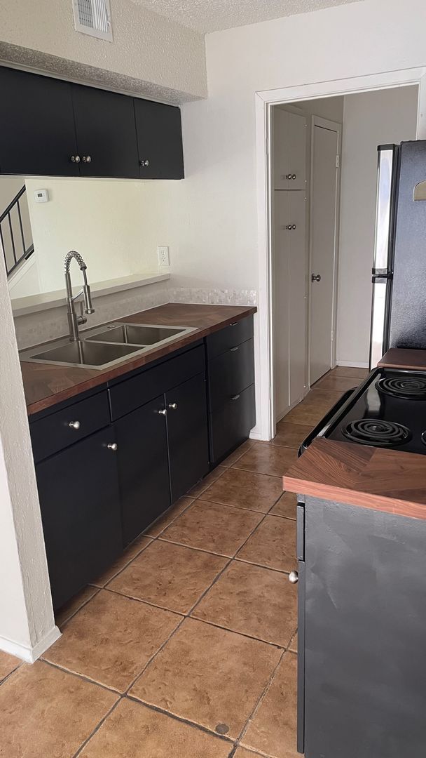 Photo - 1705 Coronado Hills Dr Unit A