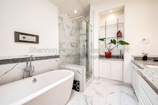 5807 Kansas St Unit D