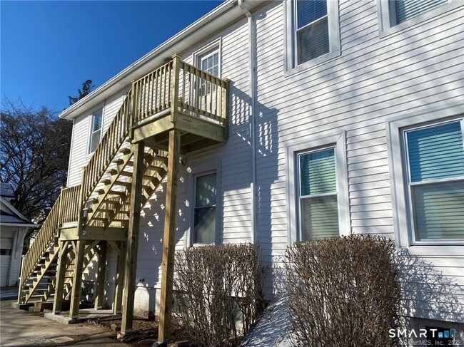 75 Waterbury Ave Unit 2