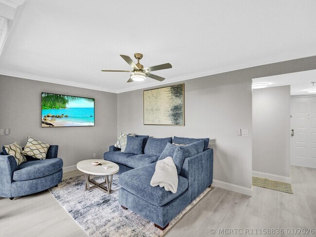 Photo - 955 Egret Cir Unit 405