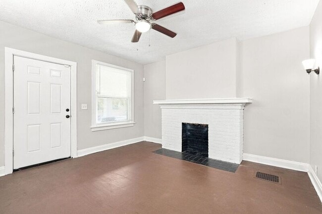 Photo - 132 S Highland Ave