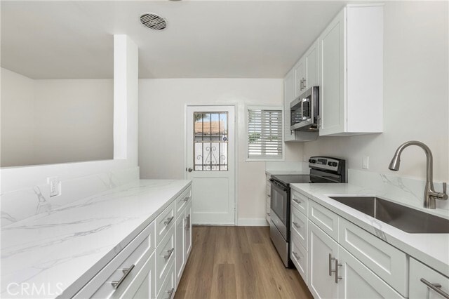 Photo - 10327 Flora Vista St