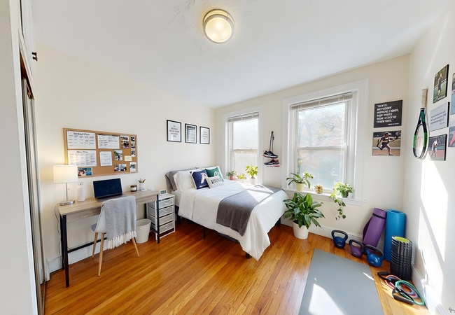 Photo - 73 Thatcher St Unit 202