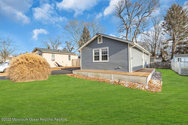 Photo - 1314 Squirrel Rd House