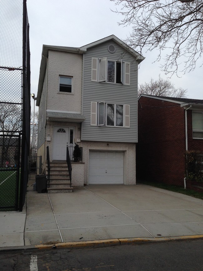 Photo - 408 Jersey St Unit 1